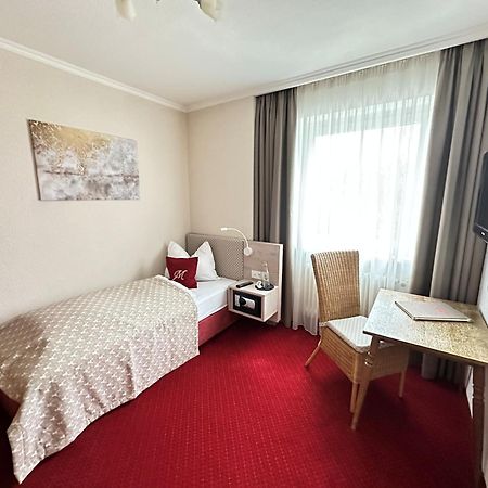 Hotel Mutz Garni Inning am Ammersee Extérieur photo