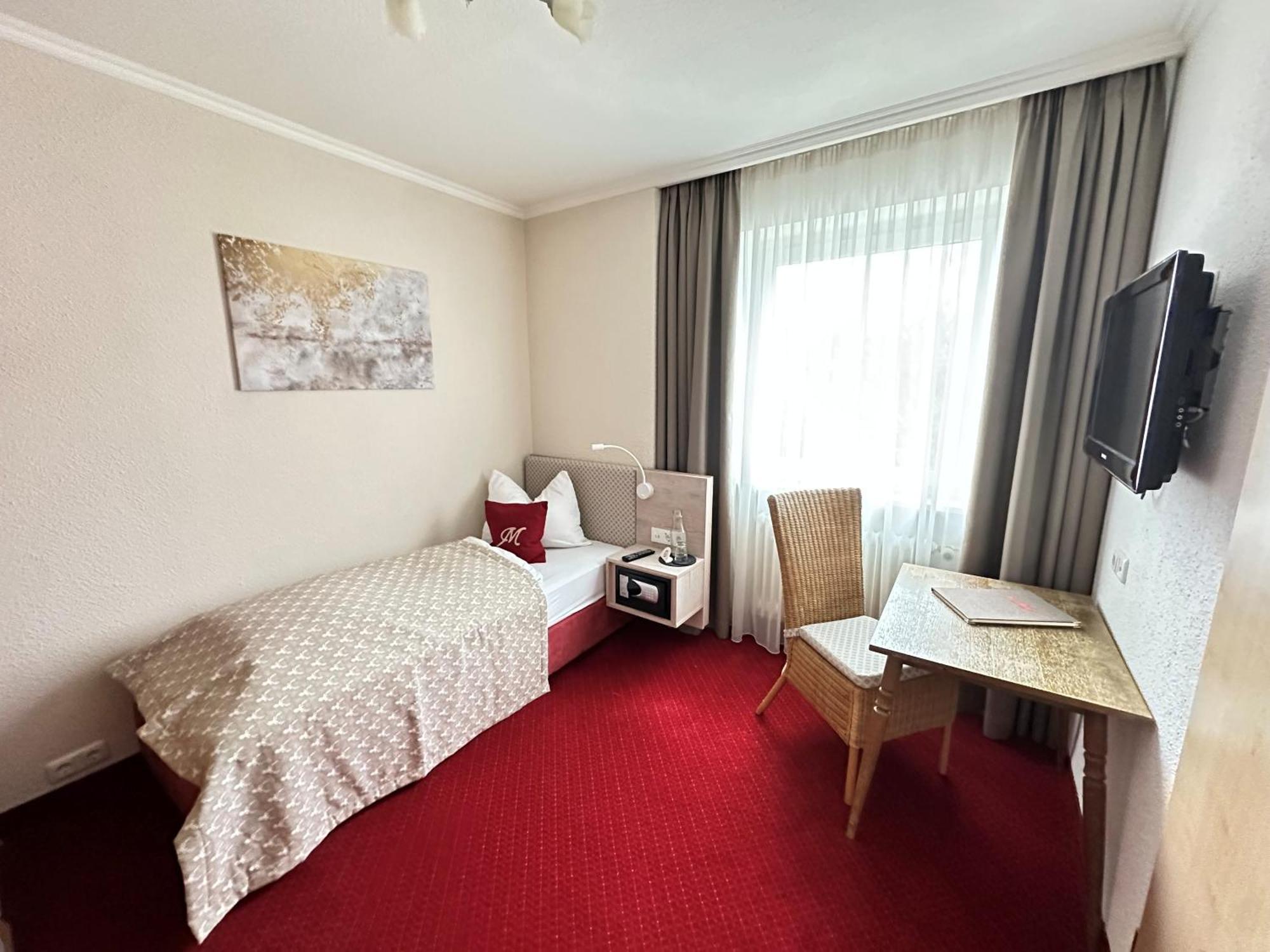 Hotel Mutz Garni Inning am Ammersee Extérieur photo